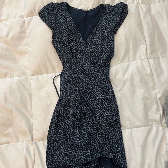 Brandy Melville Robbie Wrap Dress - Picture 3 of 3